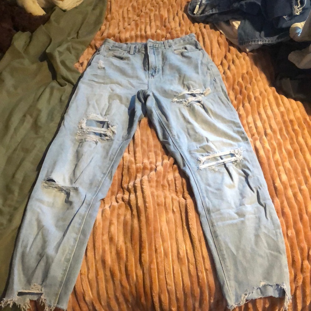 American Eagle ripped jeans